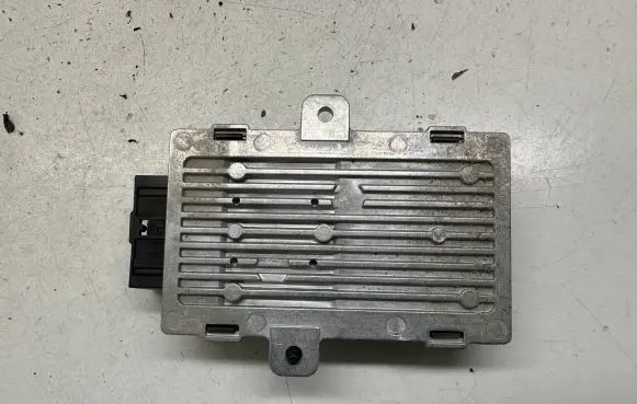 BMW 7 E65 E66 Steering rack control module 32306771415101 323067714151 67714151