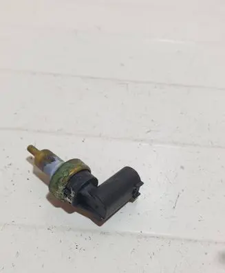 Mercedes-Benz E W212 Coolant temperature sensor A0009050600 A2053312550