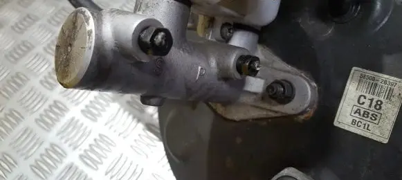 Hyundai Santa Fe Master brake cylinder