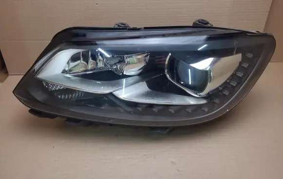 Volkswagen Touran II Headlight/headlamp 1T2941751E