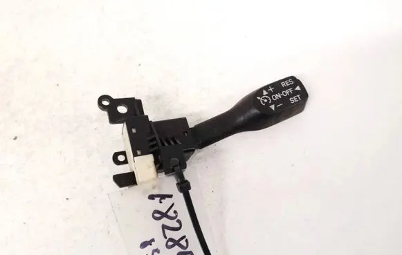 Toyota Previa (XR30, XR40) II Cruise control stalk 18a174