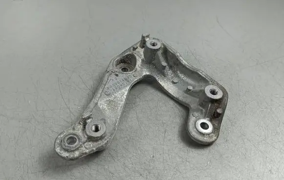Mitsubishi Eclipse Cross A/C compressor mount bracket 7B13A861 CAB116A084