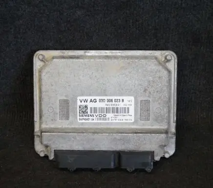 Volkswagen Polo Engine control unit/module 03D906023B5WP40421