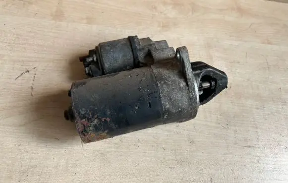 Opel Agila A Starter motor