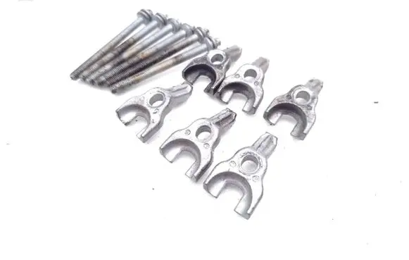 BMW X5 E70 Fuel Injector clamp holder 