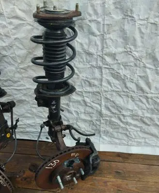 Hyundai i30 Front wheel hub spindle knuckle