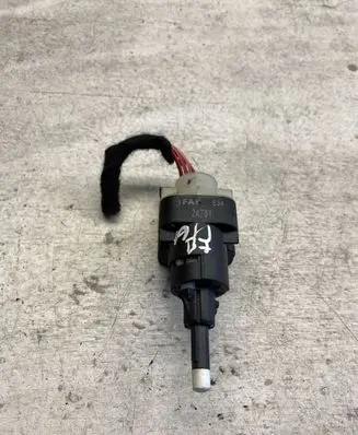 Audi A4 S4 B7 8E 8H Brake pedal sensor switch