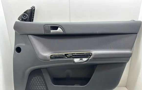 Volvo V50 Front door card panel trim 30755293