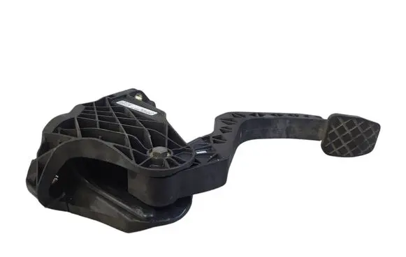 Volkswagen Golf Plus Clutch pedal 1K1721059 1K0721796
