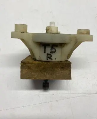 Volkswagen Transporter - Caravelle T5 Front door manual window regulator 