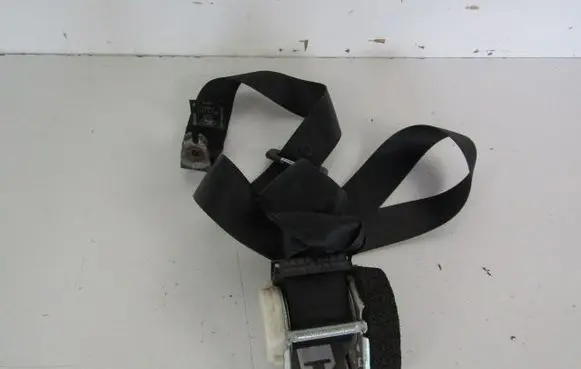 Ford Mondeo MK IV Set of seat belts 3305876