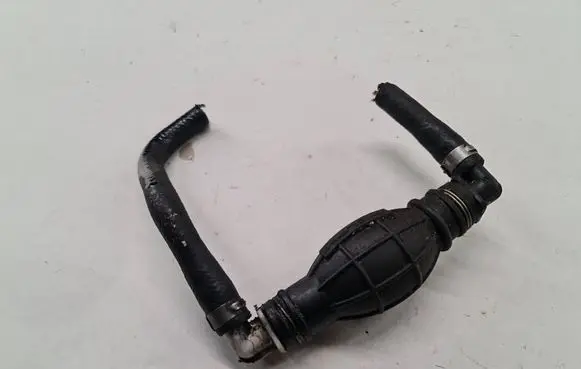 Volvo S40, V40 Mechanical fuel pump 
