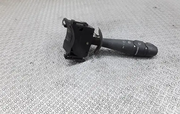 Renault Laguna II Wiper control stalk 8200012245