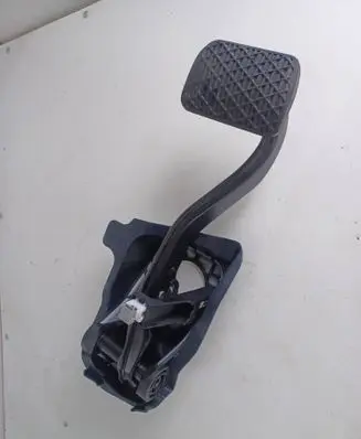 Mercedes-Benz E W238 Brake pedal A2052920515KMI A2052920515 A2052920107