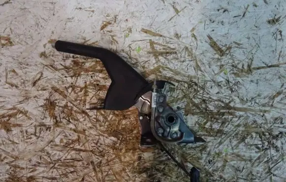 Mazda 3 I Handbrake/parking brake lever assembly