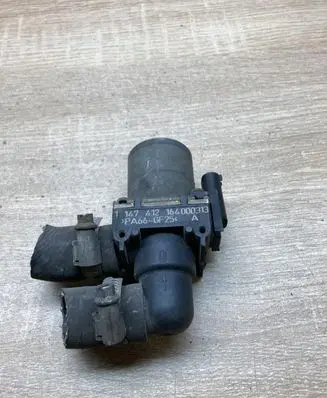 BMW X5 E53 Coolant heater control valve 1147412