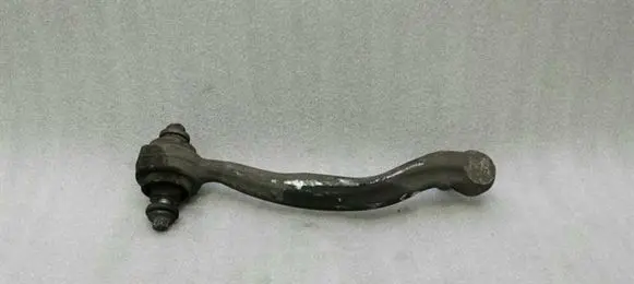 Mercedes-Benz C W204 Front lower control arm/wishbone A2043306811