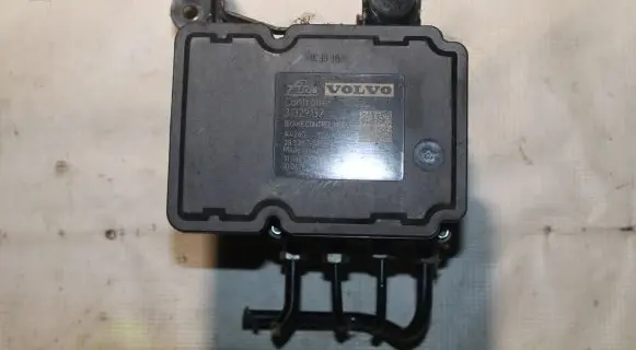 Volvo V60 ABS Pump 31329137