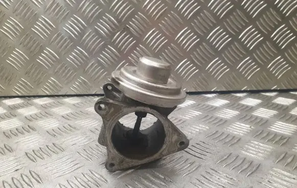 Audi A3 S3 8P EGR valve 038129637D