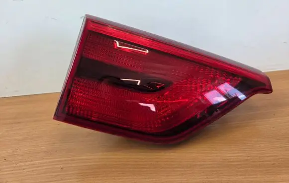 KIA Sportage Tailgate rear/tail lights 92405F10
