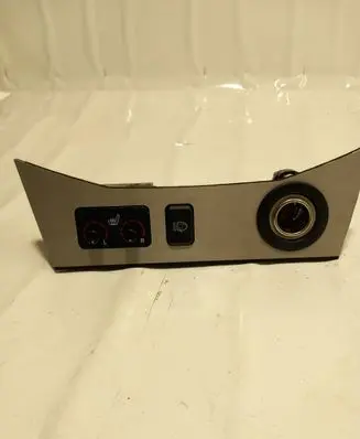 Lexus RX 330 - 350 - 400H Seat heating switch 453421