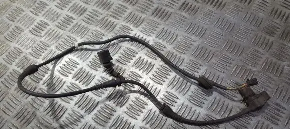 Audi A4 S4 B5 8D ABS brake wheel speed sensor 0265006682