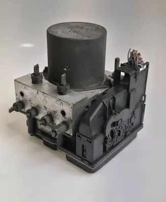 Toyota Avensis T270 ABS Pump 0265251490 4454005100 021681558