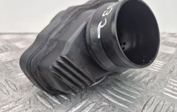 BMW X3 F25 Intake resonator 8513672