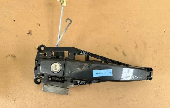Chevrolet Camaro Front door interior handle