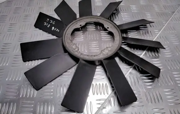 BMW 3 E36 Fan impeller 17233639