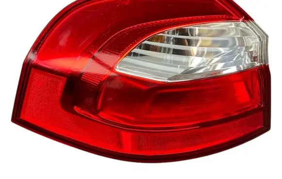 KIA Rio Rear/tail lights 924011W2