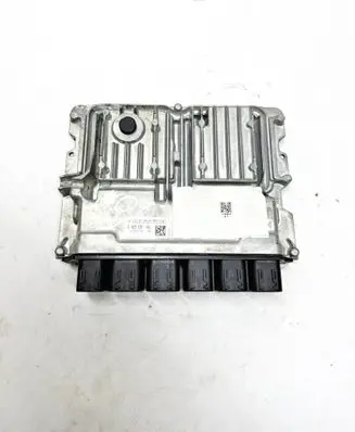 BMW 1 F40 Engine control unit/module 5A23E01 0261S103G0