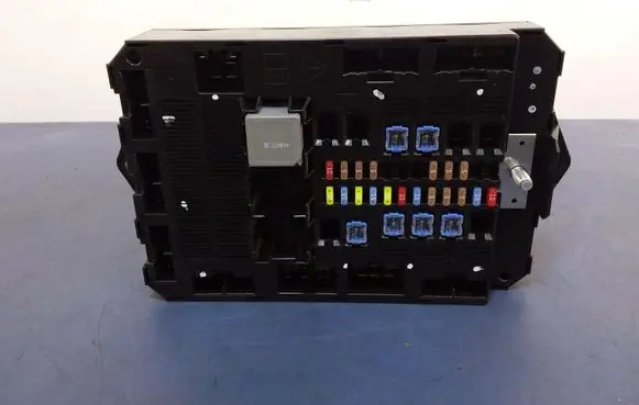 Jaguar XF X250 Fuse box set 8X2T-14B476-AD