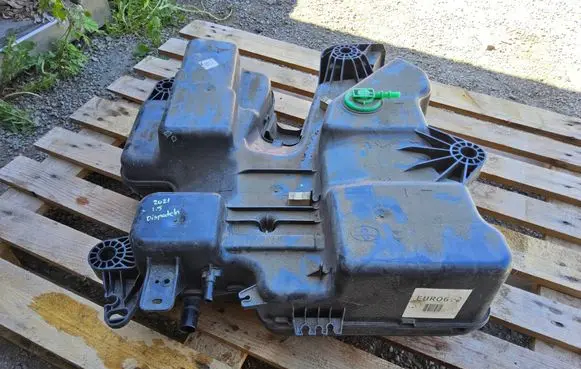 Citroen Dispatch III AdBlue liquid reservoir 9842316580