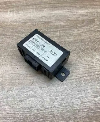 Audi A4 S4 B5 8D Alarm control unit/module 4B0951173