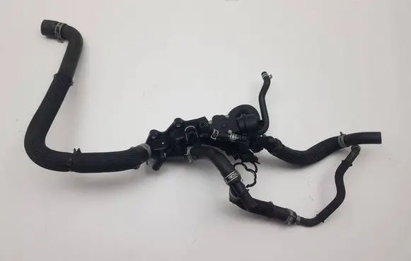 Renault Captur Thermostat/thermostat housing 110600353R