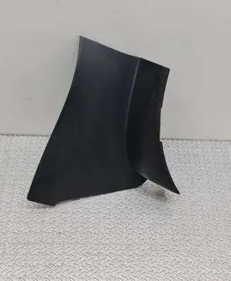 Toyota Prius (XW50) Rear/tail light trim molding 8149747020