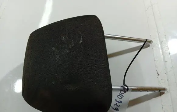 Skoda Roomster (5J) Front seat headrest 