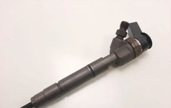 Mercedes-Benz B W245 Fuel injector A6400700787 16082214