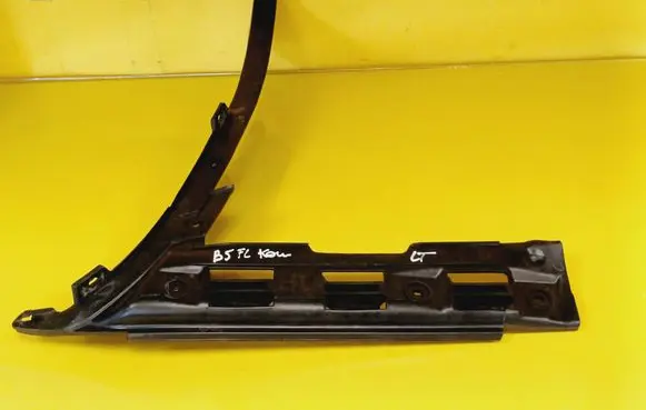 Volkswagen PASSAT B5.5 Rear bumper mounting bracket 3B9807393