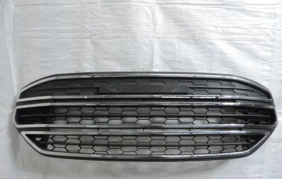 Ford Ecosport Front bumper upper radiator grill CN15-17B968-DDW