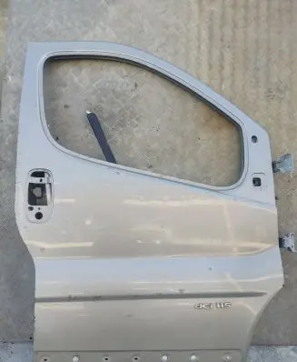 Renault Trafic II (X83) Front door