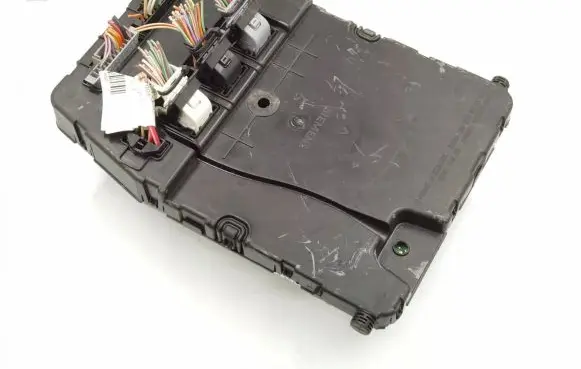 Renault Scenic II - Grand scenic II Comfort/convenience module 8200525387