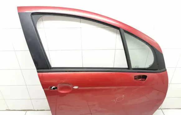 Citroen C3 Front door E643R007951 DOT24M19AS2