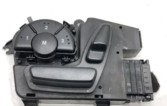 Mercedes-Benz GL X164 Seat control switch A1648704310