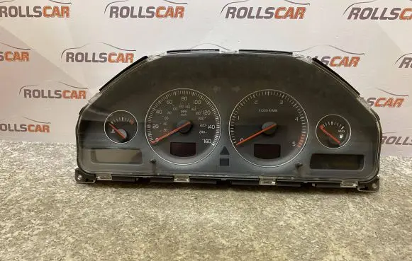 Volvo S60 Speedometer (instrument cluster) 30746112 8673802 8602886