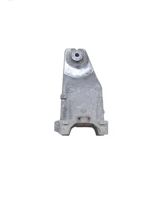 Mercedes-Benz C W205 Engine mounting bracket A2742233704
