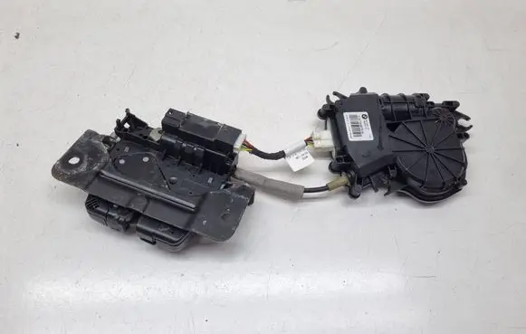 BMW X3 F25 Tailgate/trunk/boot lock/catch/latch 927465