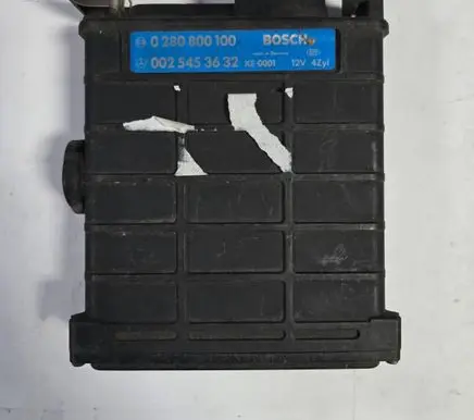 Mercedes-Benz 190 W201 Engine control unit/module 0025453632 KE0001 0280800100