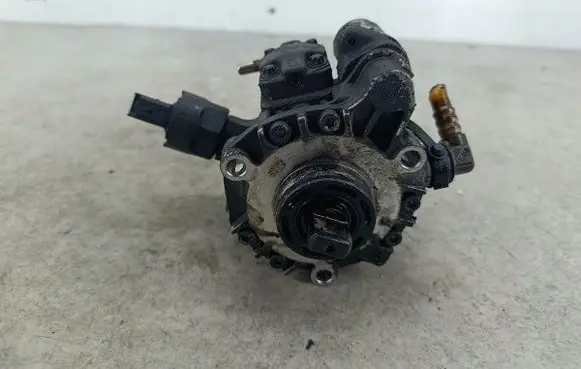 Ford Mondeo MK IV Fuel injection high pressure pump 